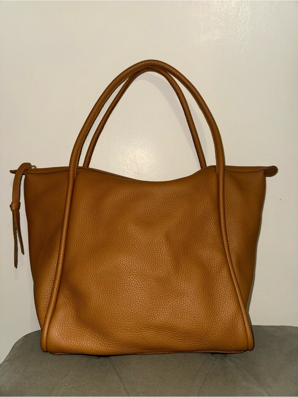 Oliveve Serafina Tote in Cappuccino Italian Buffalo Cowhide Leather